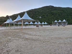 TENDA CHAPÉU DE BRUXA 5X5MTS BRANCA